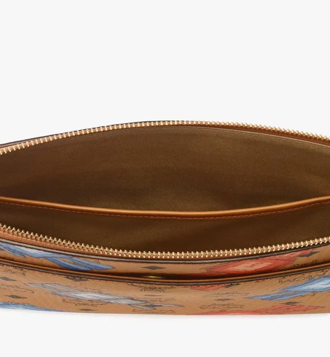 Aren Crossbody Pouch in Visetos Rabot Aren Crossbody Pouch in Visetos Rabot