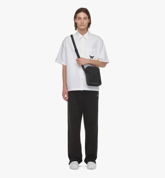 Borsa a tracolla Klassik Crossbody in pelle con Maxi Monogram Borsa a tracolla Klassik Crossbody in pelle con Maxi Monogram