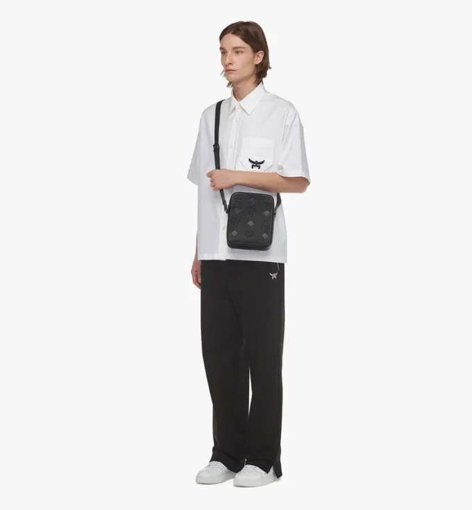 Borsa a tracolla Klassik Crossbody in pelle con Maxi Monogram Borsa a tracolla Klassik Crossbody in pelle con Maxi Monogram