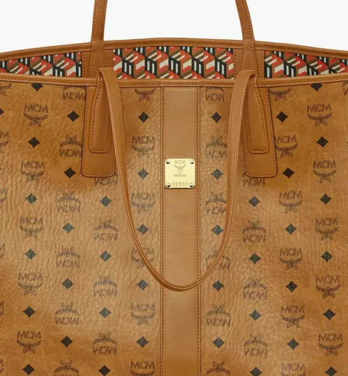 Borsa Liz Shopper reversibile in Visetos Borsa Liz Shopper reversibile in Visetos