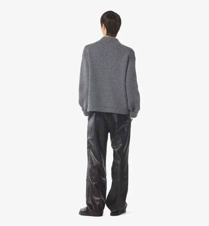 Cardigan con zip in lana e cashmere riciclato Cardigan con zip in lana e cashmere riciclato