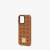Custodia per iPhone 16 Pro Max MCM X Casetify in pelle vegana biodegradabile con placca in ottone