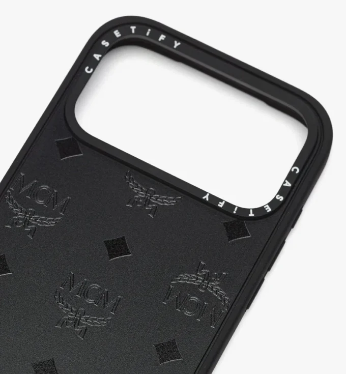 Custodia per iPhone 17 Pro Max MCM X Casetify Monogram Impact Custodia per iPhone 17 Pro Max MCM X Casetify Monogram Impact