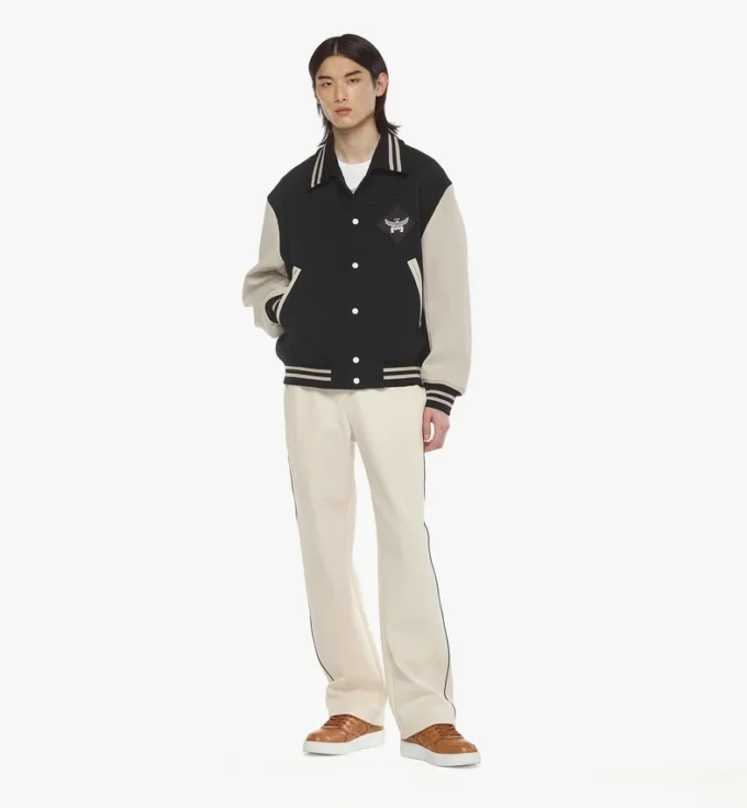 Giacca varsity con toppa logo Essential Giacca varsity con toppa logo Essential
