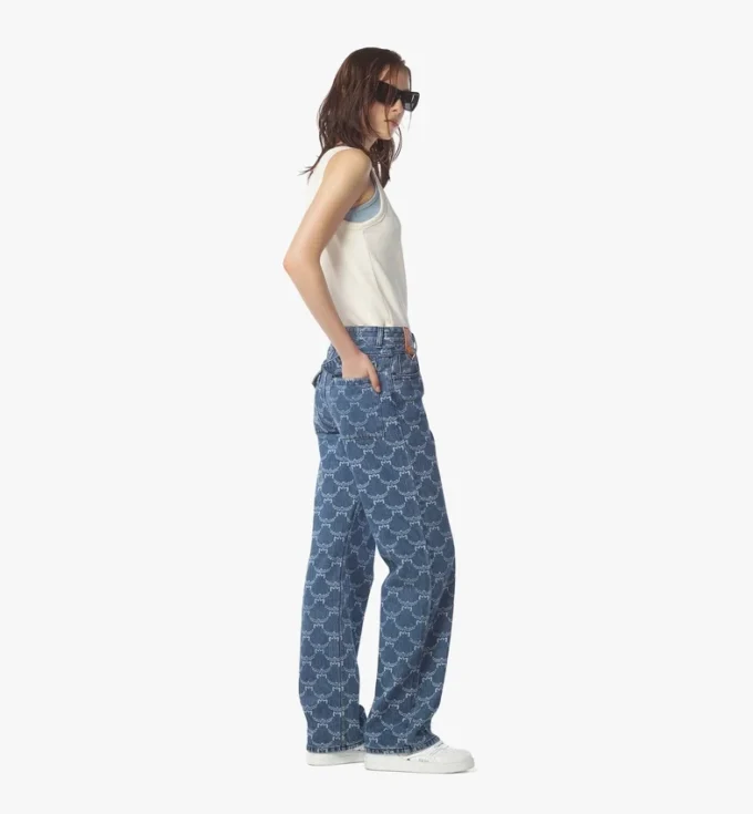 Jeans in denim with Lauretos monogram Jeans in denim with Lauretos monogram