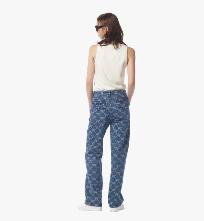 Jeans in denim with Lauretos monogram Jeans in denim with Lauretos monogram