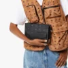 Pochette a tracolla Aren Crossbody in Visetos