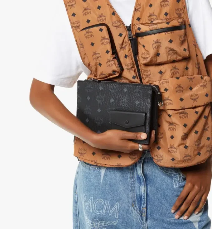 Pochette a tracolla Aren Crossbody in Visetos
