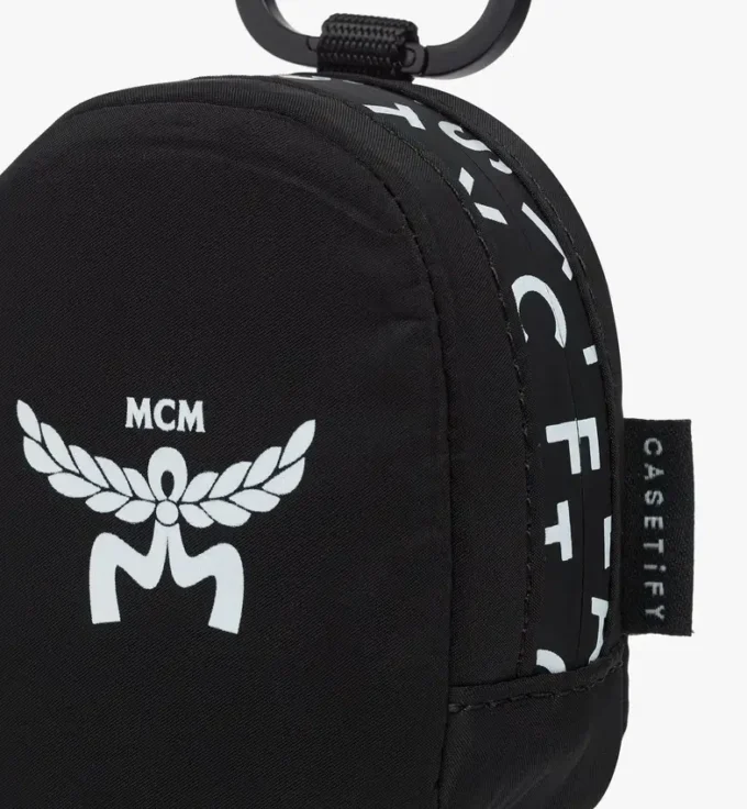 Pochette porta AirPods MCM x Casetify Pochette porta AirPods MCM x Casetify