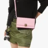 Portafoglio Aren con catena in pelle con monogramma goffrato