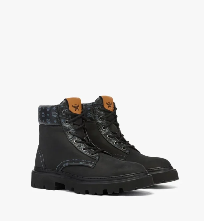 Stivali in nabuk e pelle con stampa Monogram Stivali in nabuk e pelle con stampa Monogram