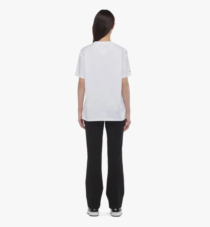 T-shirt con stampa del logo Laurel in cotone biologico T-shirt con stampa del logo Laurel in cotone biologico