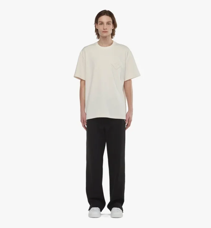 T-shirt in bouclé con toppa con logo