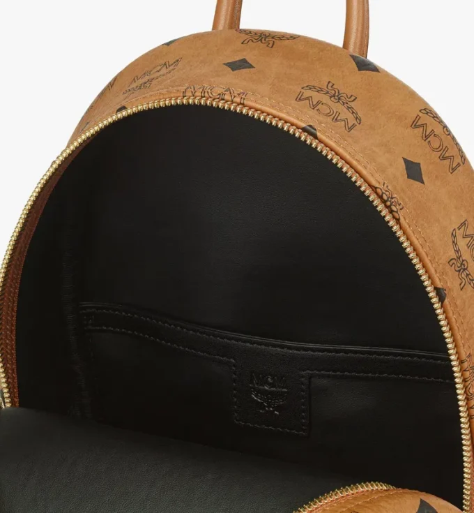 Zaino Stark con borchie laterali in Visetos Zaino Stark con borchie laterali in Visetos